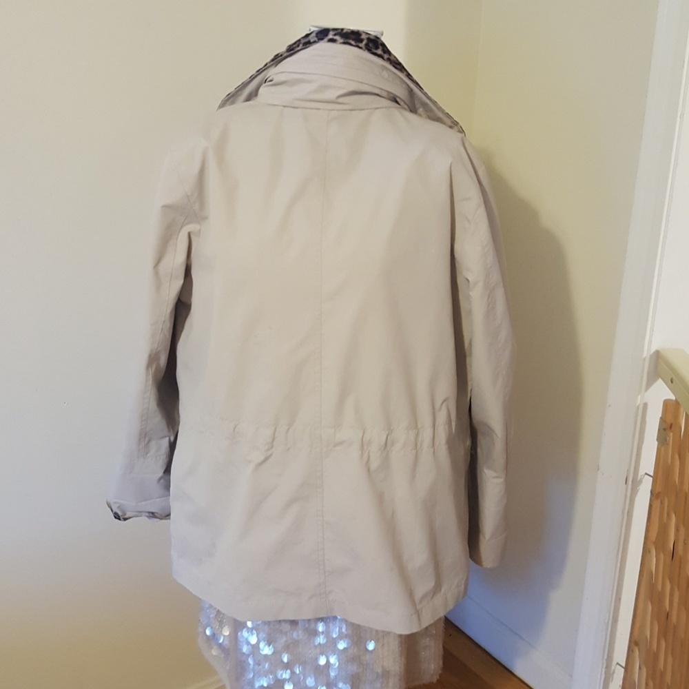 Jacket - Picture 2 of 3